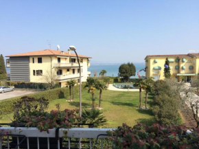 Отель Residence Poggio al Lago  Сирмионе